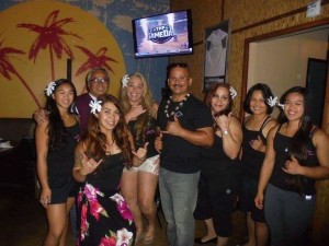 keahi playing hawaiian music san diego entertainment at the promiscuous fork with hula show1
