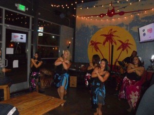 keahi playing hawaiian music san diego entertainment at the promiscuous fork with hula show2
